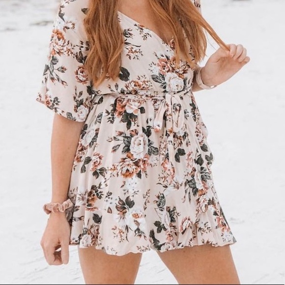 Listicle Dresses Boutique Floral Dress Poshmark